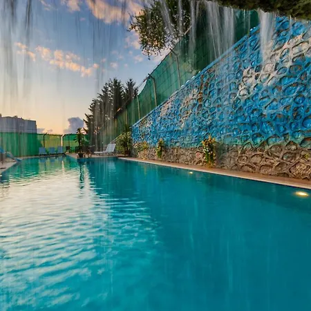 Arezzo Deluxe Trabzon