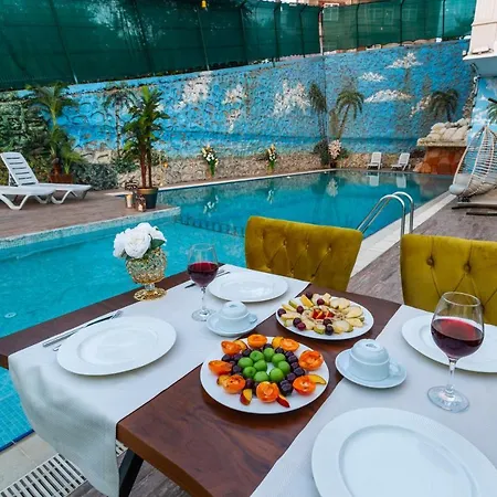 Hotel Arezzo Deluxe